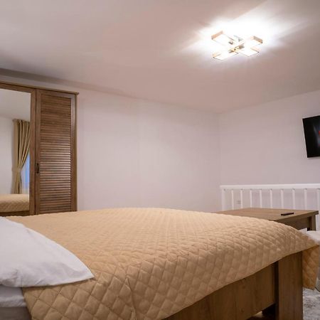 Coban Residence - A4 - Rustic Apartment 布拉索夫 外观 照片